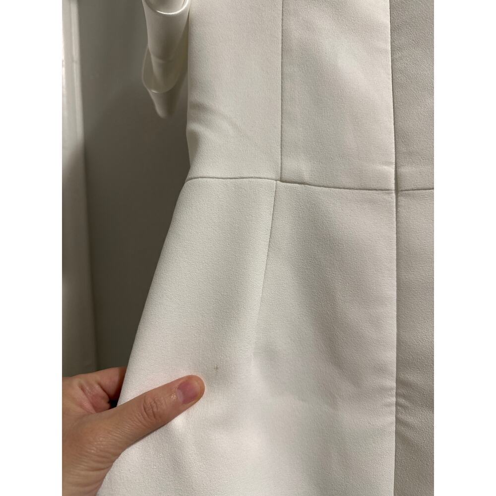 Gigii's June Dress White size Med - Picture 12 of 13